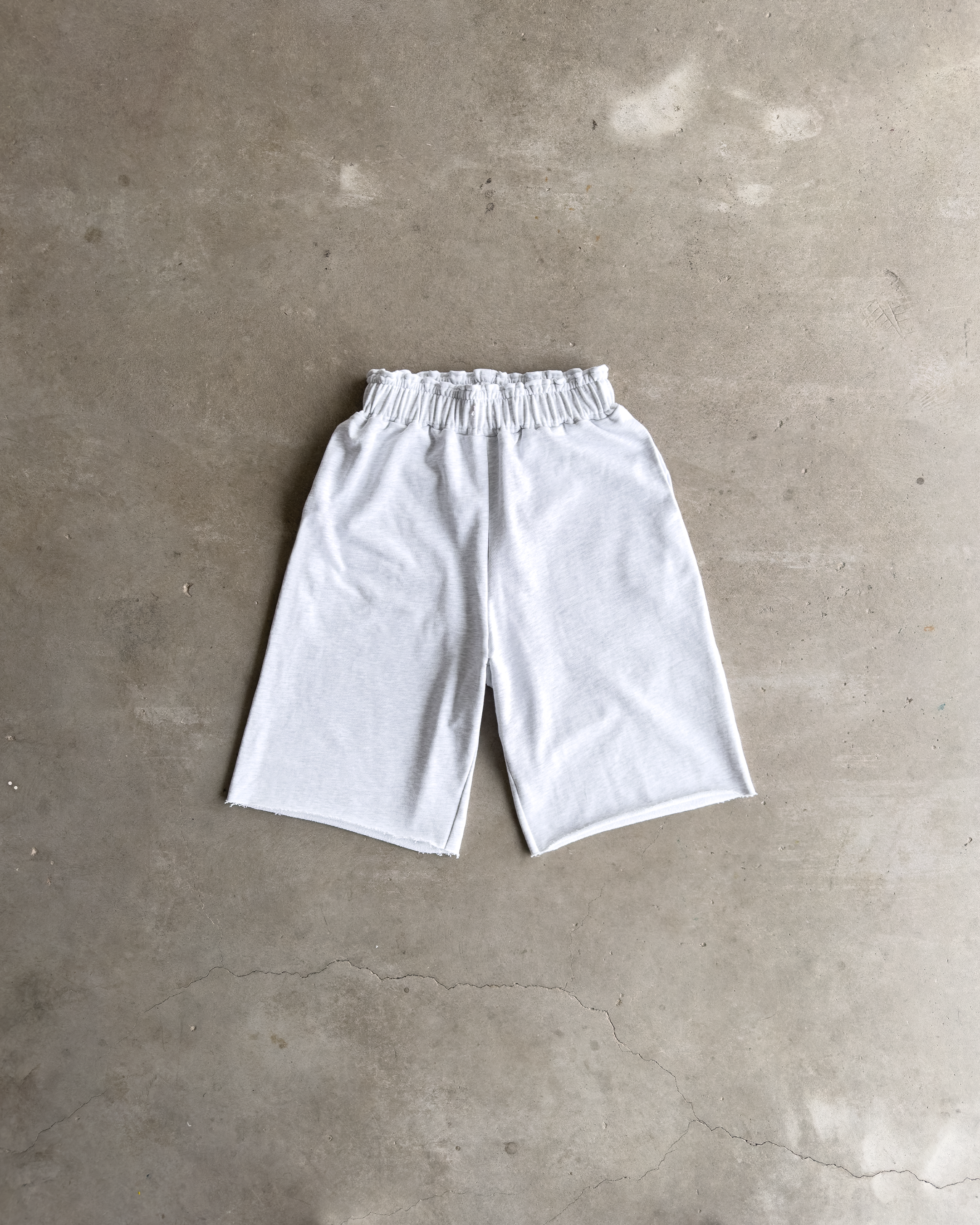 Baggy Sweatshorts Heather Grey – Bravest Studios