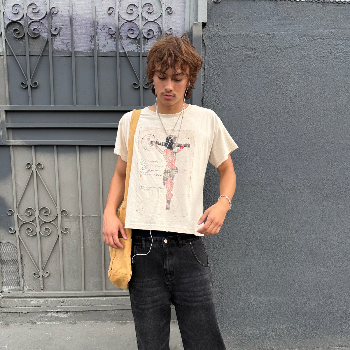 Jesus Postcard Tee Cream