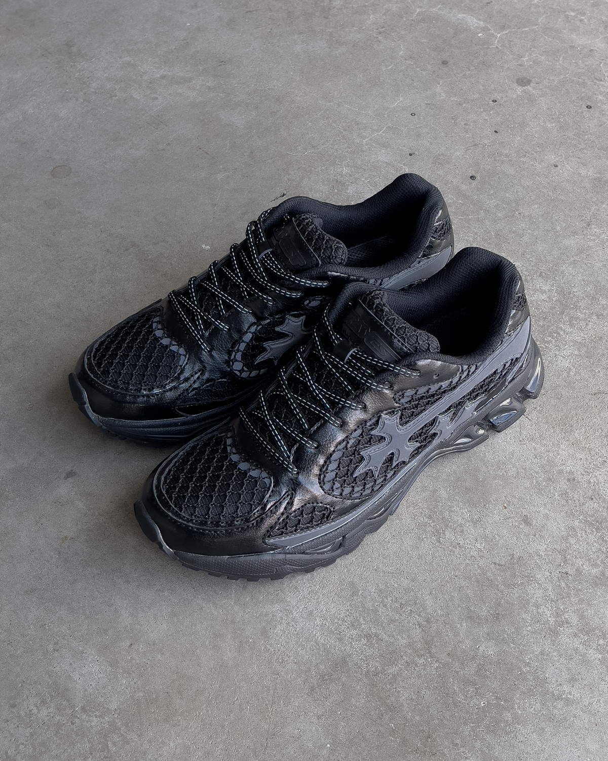 Triple Black Kross Kountry Runner