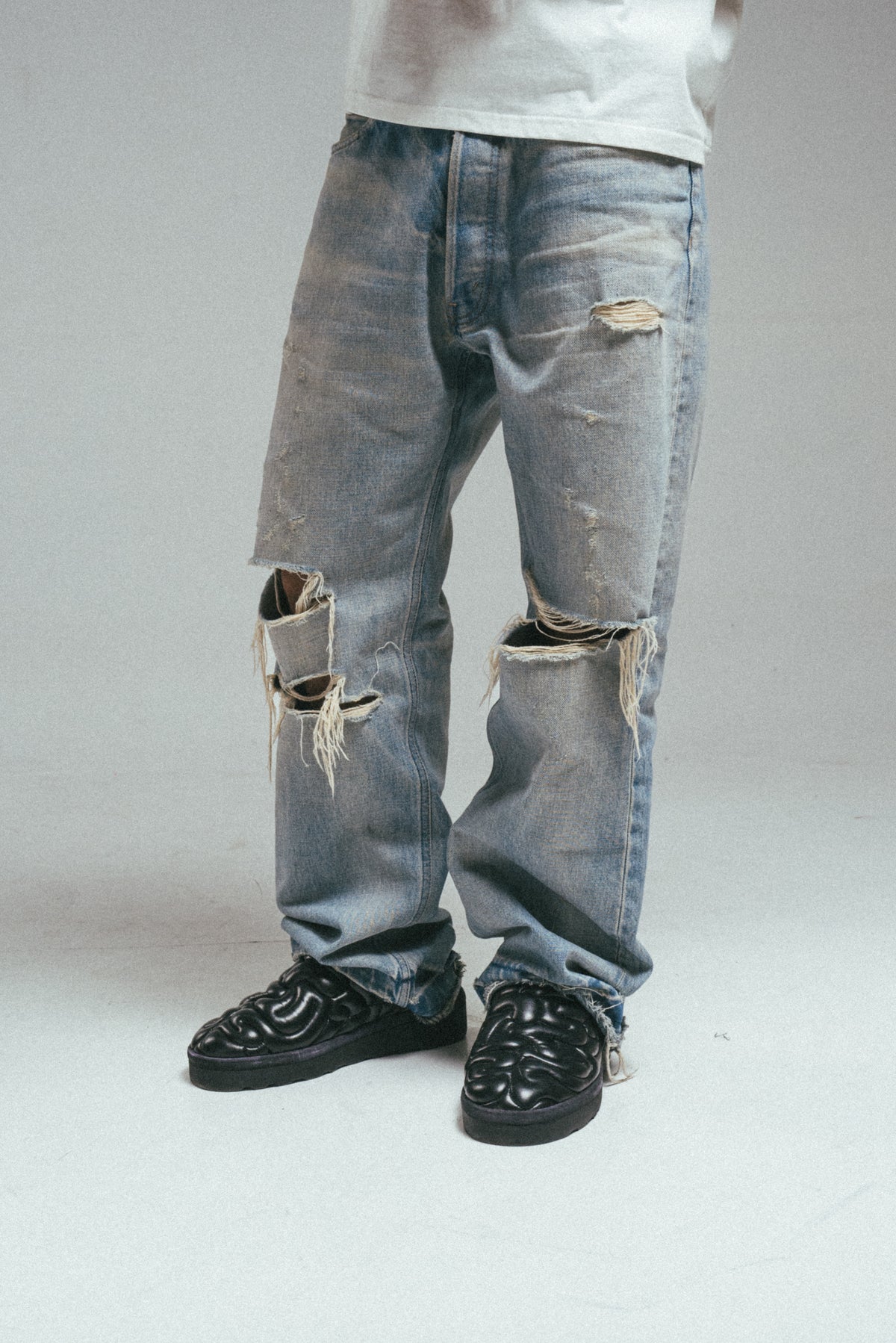 Thrashed Baggy Denim