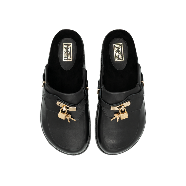 blackbagclog3_fdbcc378-70a6-