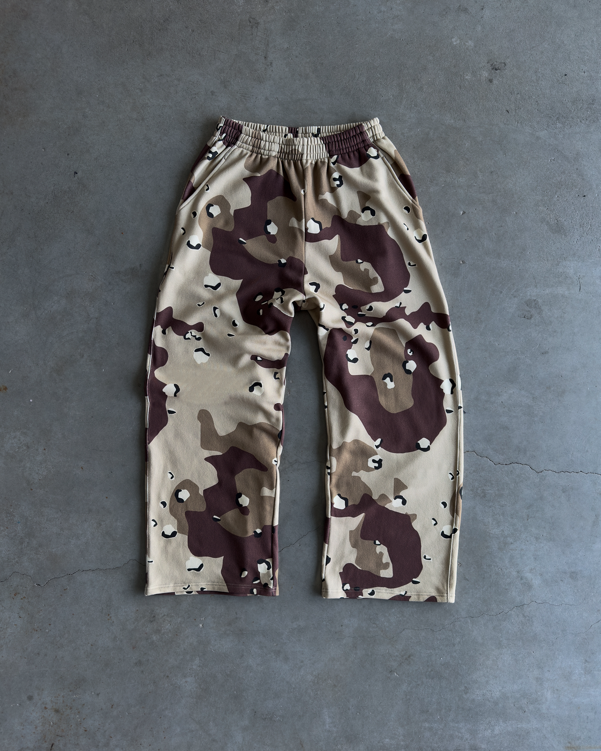 Chip Camo Baggy Sweatpants