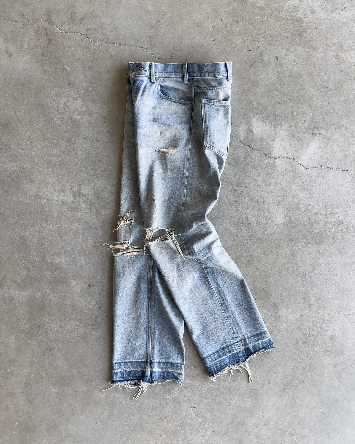 Thrashed Baggy Denim